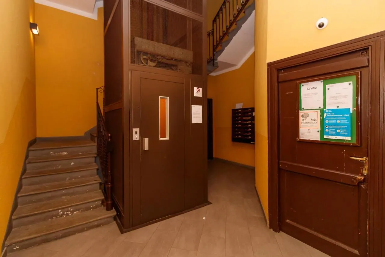 Porta Romana Apartment - Giulio Romano 15 Milano 0*,  Italien
